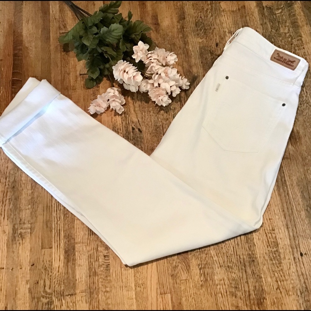 Levi’s classic white cuffed ankle jeans size 4 - Picture 4 of 6